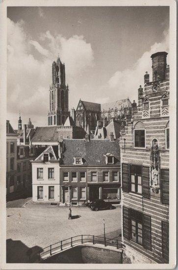 UTRECHT - Domtoren met Paushuis, Verzamelen, Ansichtkaarten | Nederland, Verzenden