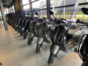 Vespa Sprint GEBRUIKT en NIEUW, in elk gewenste CUSTOM kleur beschikbaar voor biedingen