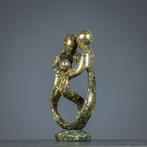 Randgandi Mazarog - Figuur - familiebeeld van drie personen, Antiek en Kunst