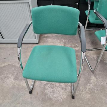 Lande vergaderstoel groen, gebruikt beschikbaar voor biedingen
