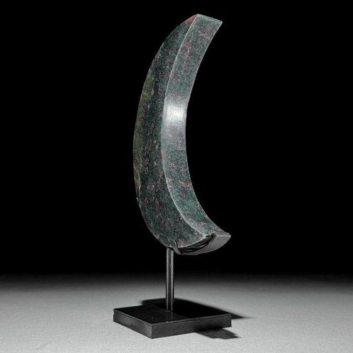 GEEN MINIMUMPRIJS - Een prachtige ruwe robijn, Antiek en Kunst, Kunst | Designobjecten