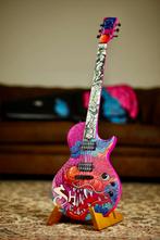 Enya Shinichi Kobayashi Signature Loong Nova Go Sonic | Pink, Muziek en Instrumenten, Snaarinstrumenten | Gitaren | Elektrisch