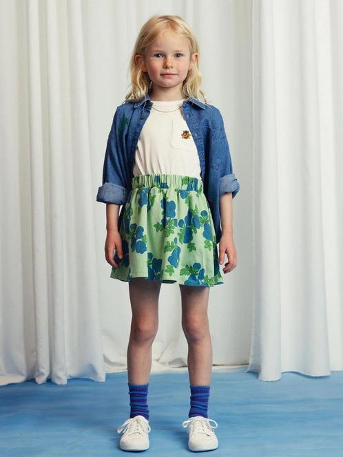 Ladybugs offwhite tshirt uniseks  Mini Rodini Maat 92 92, Kinderen en Baby's, Kinderkleding | Maat 92, Nieuw, Shirt of Longsleeve
