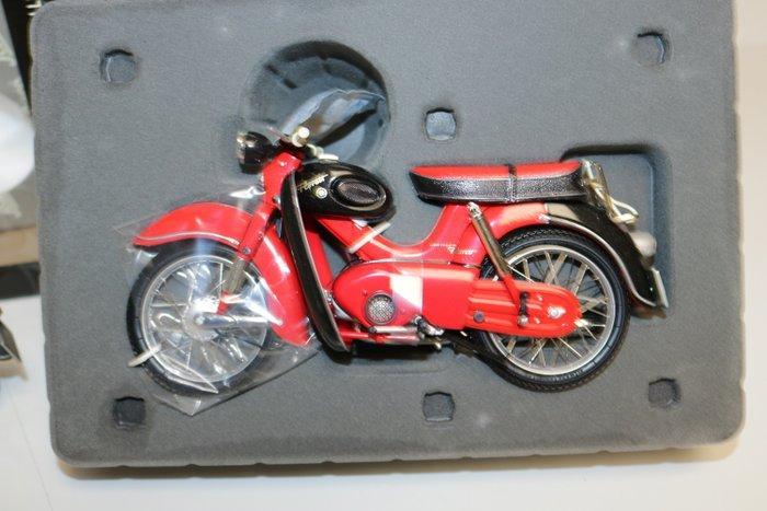 Schuco 1:10 - Model motorfiets (2) - Lot Of 2x Schuco Models, Hobby en Vrije tijd, Modelauto's | 1:5 tot 1:12