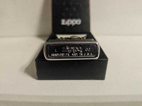 Zippo - Zippo Formel 1 Auto (L 02) - Zonder Minimumprijs -, Verzamelen, Rookartikelen, Aanstekers en Luciferdoosjes