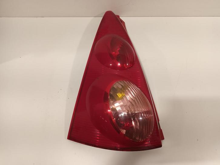 Achterlicht links buiten Peugeot 107  1.0, Auto-onderdelen, Verlichting, ARN erkend, Stiba lid, Erkend duurzaam, Gebruikt, Herkomst onderdeel bekend