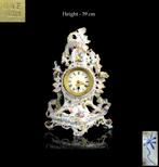 Een grote mantelklok / tafelklok - Style of Jacob Petit