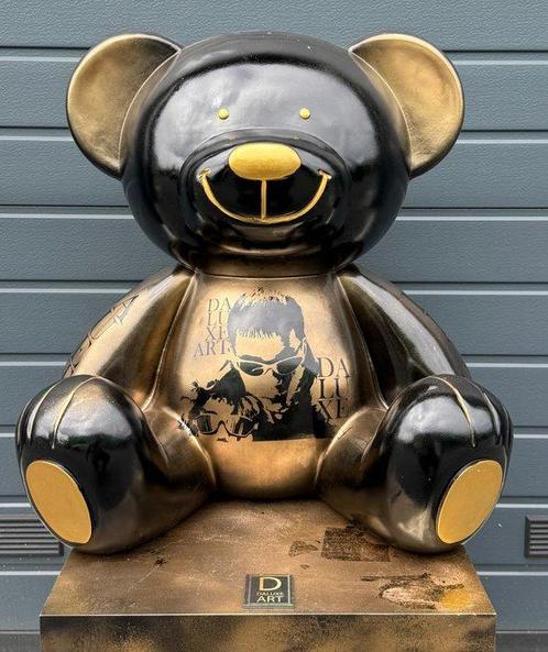 Daluxe Art - 1999 • Golden Vision Bear Display • XXL (110cm), Antiek en Kunst, Kunst | Designobjecten