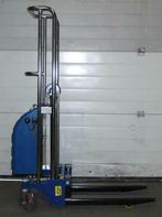 Semi elektrisch lichtgewicht / mini stapelaar 1700 mm 400 kg, Zakelijke goederen, Machines en Bouw | Heftrucks en Intern transport