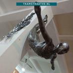 Levensgroot sculptuur zwemmer / duiker / klimmer | beeld, Antiek en Kunst, Ophalen of Verzenden