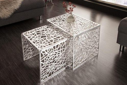 Handgemaakte salontafel ABSTRACT 49cm set van 2 zilver in, Huis en Inrichting, Tafels | Salontafels, Ophalen of Verzenden