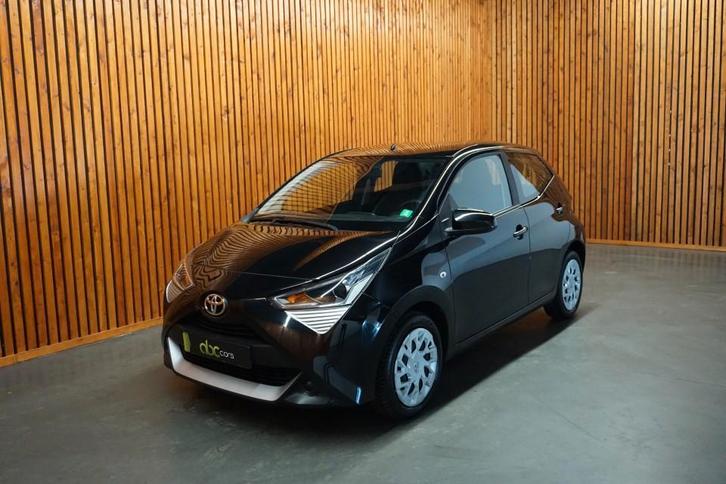 NR. 083 Toyota Aygo 1.0 VVT-I X-PLAY / AIRCO, Auto's, Toyota, Dealer onderhouden, Onderhoudsboekje, Handgeschakeld, Hatchback