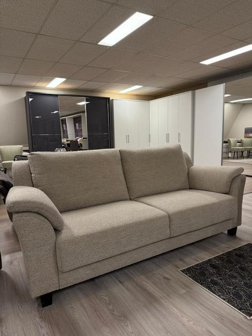 2+3 ZITS BANKEN IN STOF BEIGE, Huis en Inrichting, Banken | Bankstellen, Nieuw, Stof, Vierpersoons of meer, Rechte bank