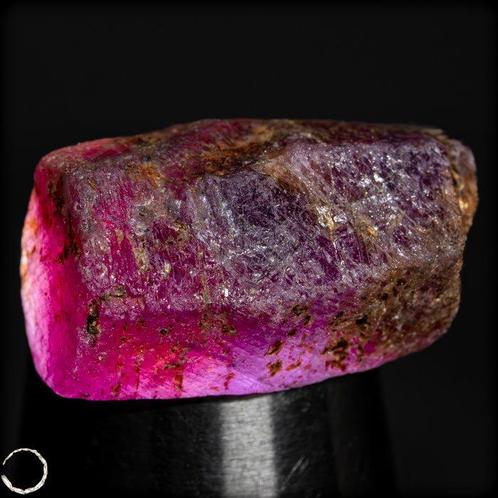 Natuurlijk Padparadscha-gekleurd saffierkristal Onbehandeld, Verzamelen, Mineralen en Fossielen