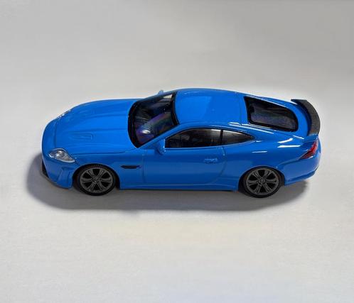 Schaalmodel Jaguar XKR-S (schaal 1:43, circa 10x4x3 cm, bla, Hobby en Vrije tijd, Modelauto's | 1:43, Nieuw, Ophalen of Verzenden