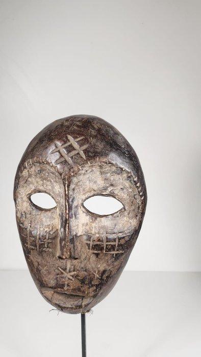 Houten masker - Lega - Congo RDC (Zonder Minimumprijs), Antiek en Kunst, Kunst | Niet-Westerse kunst