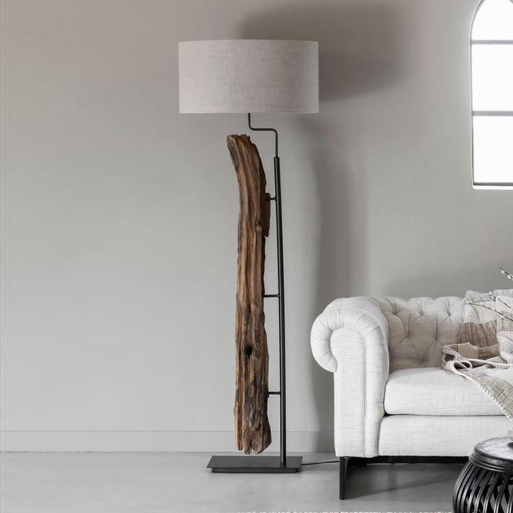 *WOONWINKEL* Must Living Contemporary Teakhouten Vloerlamp, Huis en Inrichting, Lampen | Vloerlampen, Nieuw, Verzenden