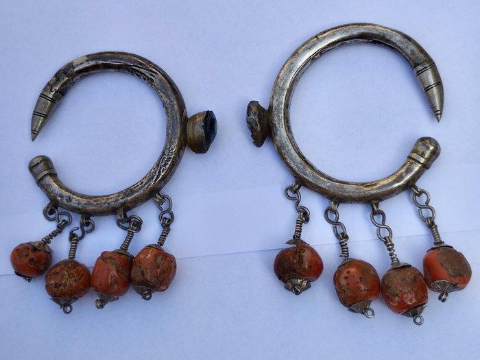 Oorbellen - Zilver - Marokko - laat 19e - vroege 20e eeuw, Antiek en Kunst, Kunst | Niet-Westerse kunst