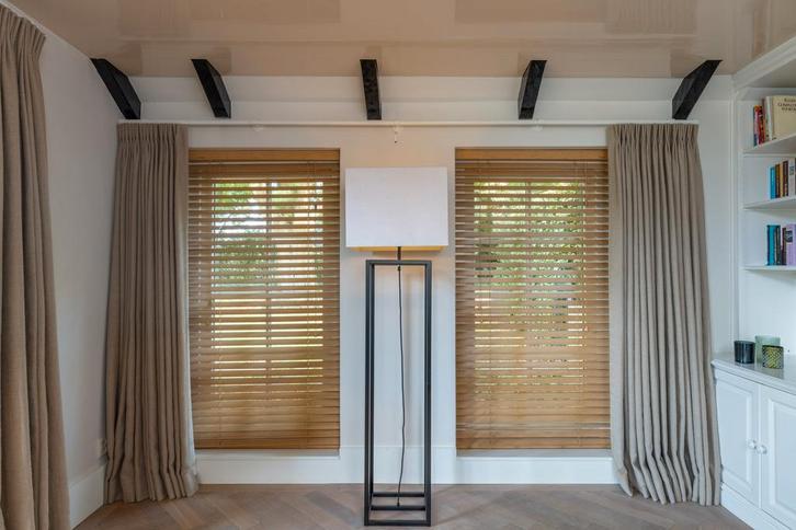 Naturel bamboe jaloezieen 5cm met band, op maat te maken €38, Huis en Inrichting, Stoffering | Gordijnen en Lamellen, Wit, Zwart