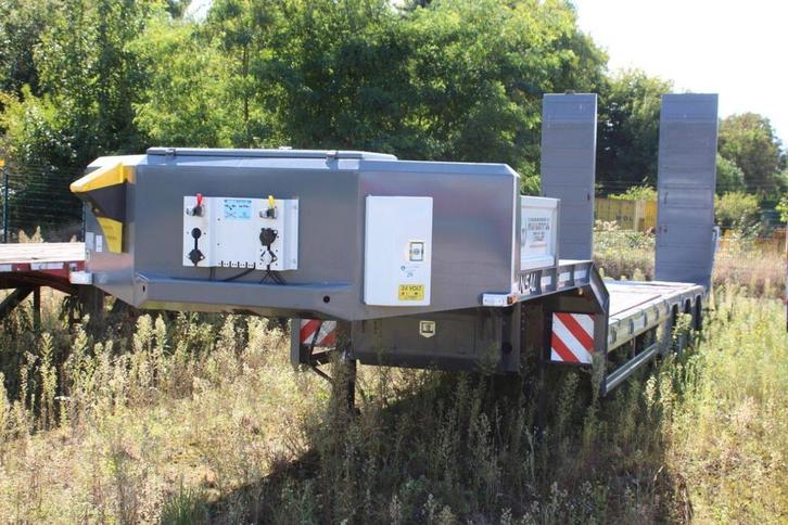 Veiling: Dieplader Ayhan Unsal 3AYH 2025 Nieuw, Auto's, Vrachtwagens, BTW verrekenbaar, Overige brandstoffen, Overige kleuren