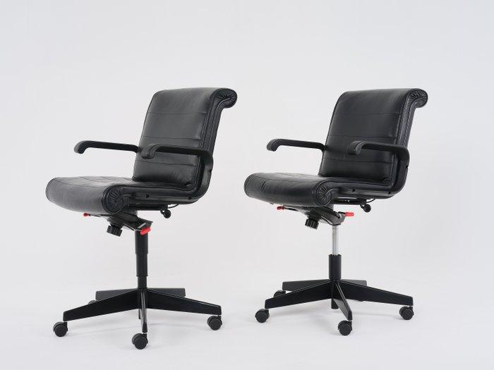 Knoll - Richard Sapper - Stoel (2) - Sapper stoel - Leder,, Antiek en Kunst, Antiek | Meubels | Stoelen en Banken