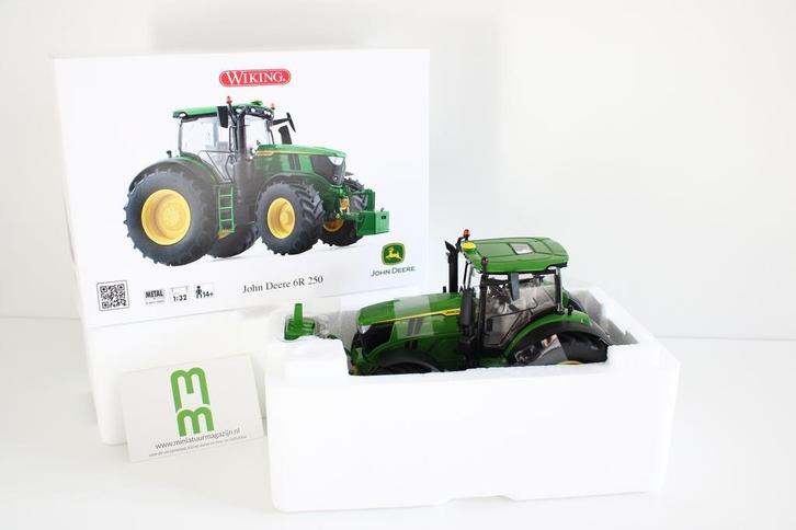 John Deere 6R 250 1:32 Wiking, Hobby en Vrije tijd, Modelauto's | 1:32, Tractor of Landbouw, Nieuw, Overige merken, Verzenden