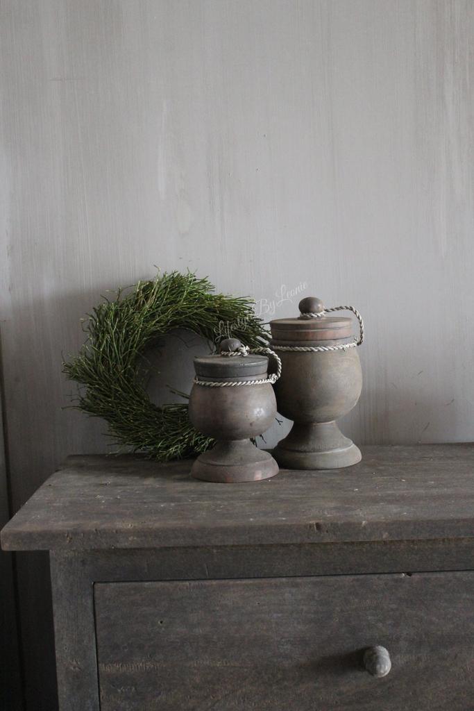 Houten opbergpot op voetje met deksel 25 cm, Huis en Inrichting, Woonaccessoires | Vazen, Nieuw, Ophalen of Verzenden