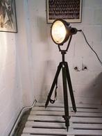 Statief vloerlamp - Militair lamp op statief - Hout, Glas,, Antiek en Kunst