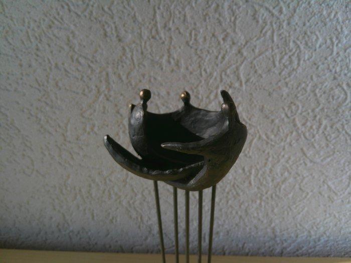 Artihove - Beeldje - VERBONDENHEID OP HOOG NIVEAU -, Antiek en Kunst, Curiosa en Brocante