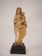sculptuur, House altar with Virgin and Child - 53 cm - Hout,, Antiek en Kunst