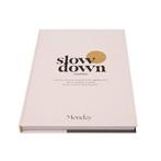 Boek MONDAY Slow Down Journal 9789464063783, Verzenden, Zo goed als nieuw