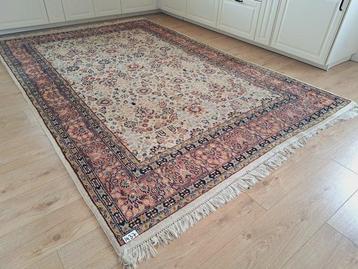 Sarouck - Tapijt - 305 cm - 205 cm - Prachtige bloemenvloer beschikbaar voor biedingen