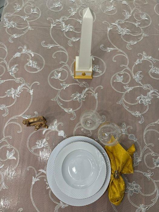 San Leucio top quality - Luxe tule tafellaken met geborduurd, Antiek en Kunst, Antiek | Meubels | Tafels