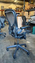 Herman Miller Aeron Maat C (Incl. Posturefit), Huis en Inrichting, Verzenden, Zwart, Zo goed als nieuw, Bureaustoel