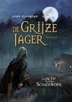 De Grijze Jager - De jacht op het schaduwdier 9789025768263, Boeken, Gelezen, John Flanagan, Verzenden
