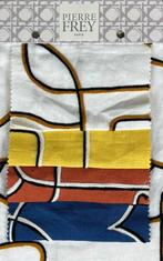 New set of four cushions made with Pierre Frey fabric -, Huis en Inrichting, Nieuw