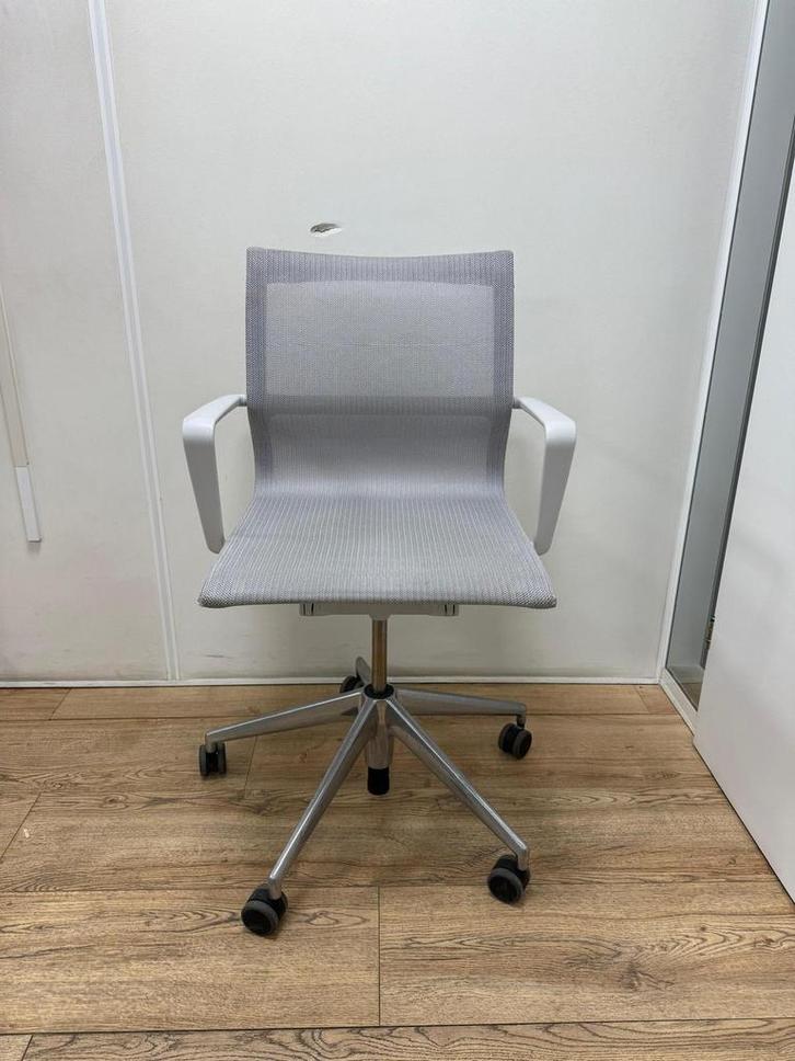 10x Vitra Bureaustoelen Voorradig - Model Physix - Korting!, Huis en Inrichting, Bureaustoelen, Bureaustoel, Grijs, Gebruikt, Ergonomisch