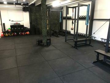 Rubber Sportvloer Tegels 100 x 100 x 2cm €19.45,- per stuk! beschikbaar voor biedingen