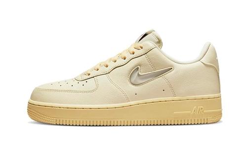 Nike Air Force 1 Low LX Certified Fresh - maat 37.5, Kleding | Dames, Schoenen, Sneakers of Gympen, Nieuw, Verzenden