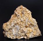 Bariet Kristal op matrix - Hoogte: 17 cm - Breedte: 20 cm-, Verzamelen, Mineralen en Fossielen
