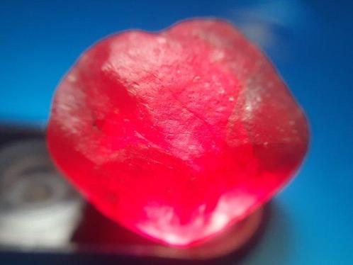 25,6 ct - Onbehandelde natuurlijke robijn - Ruw- 5.12 g, Verzamelen, Mineralen en Fossielen