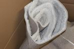 Vloerkleed wit   ruim 2x3 meter, Nieuw