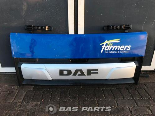 Grille DAF CF Euro 6 2148027, Auto-onderdelen, Vrachtwagen-onderdelen, Gebruikt, DAF, Carrosserie en Plaatwerk, Ophalen