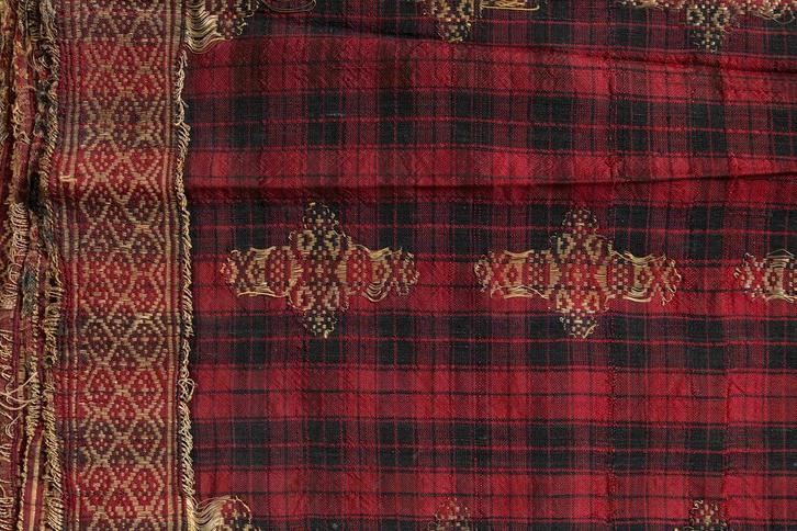 Zijden Songket Sarong, Antiek en Kunst, Antiek | Kleding en Accessoires, Dames, Ophalen