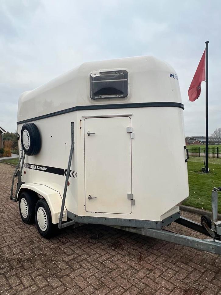 Degelijke polyester Wesco 2-paards!, Dieren en Toebehoren, Paarden en Pony's | Trailers en Aanhangwagens, 2-paards trailer, Zo goed als nieuw