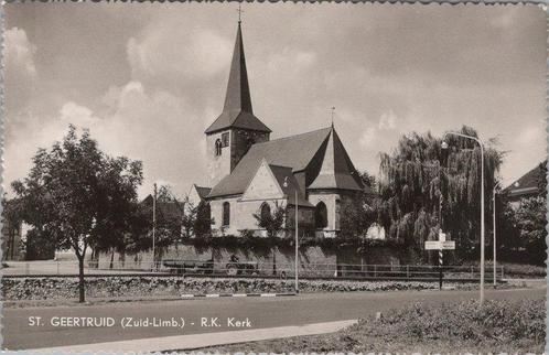 ST. GEERTRUID - R. K. Kerk, Verzamelen, Ansichtkaarten | Nederland, Verzenden