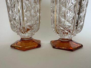 Vintage Pressed Glass Tumblers With an Amber Hue - Drinkglas beschikbaar voor biedingen