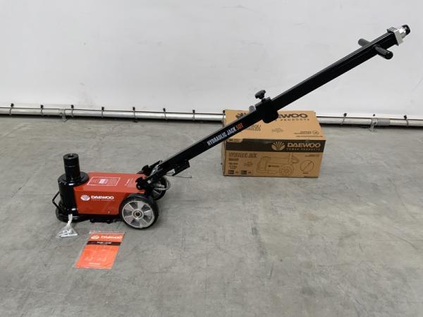 Veiling - Daewoo garagekrik 50 ton pneumatisch-hydraulisch, Auto diversen, Krikken