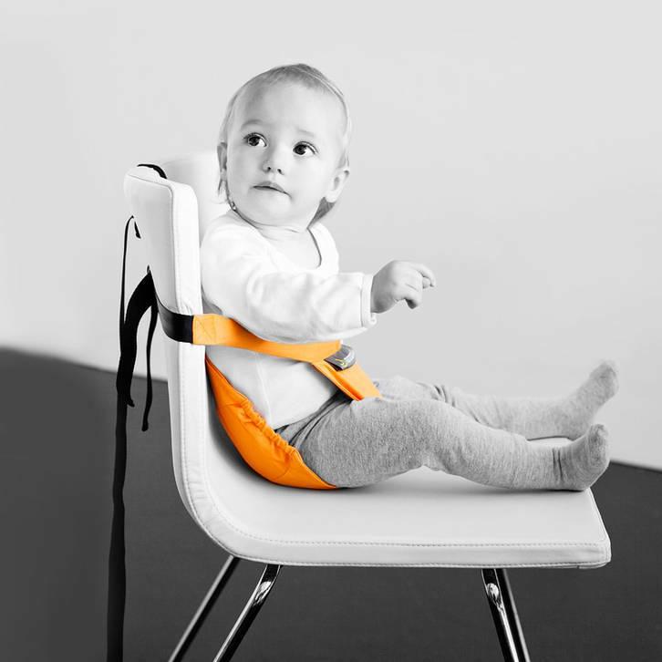 Minimonkey Minichair! Maakt van iedere stoel een kinderstoel, Kinderen en Baby's, Kraamcadeaus en Geboorteborden, Nieuw, Kraamcadeau
