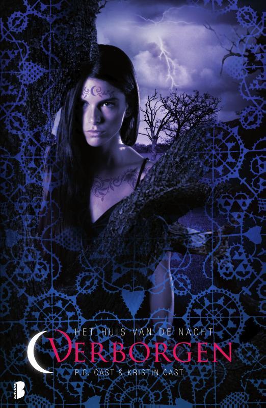 Verborgen / Het huis van de nacht / 10 9789000342419, Boeken, Kinderboeken | Jeugd | 13 jaar en ouder, Gelezen, Verzenden
